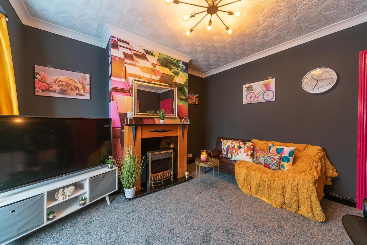J'S Home Away From Home Fresh 2 Bedroom Garden Parking Kingston upon Hull Exterior foto